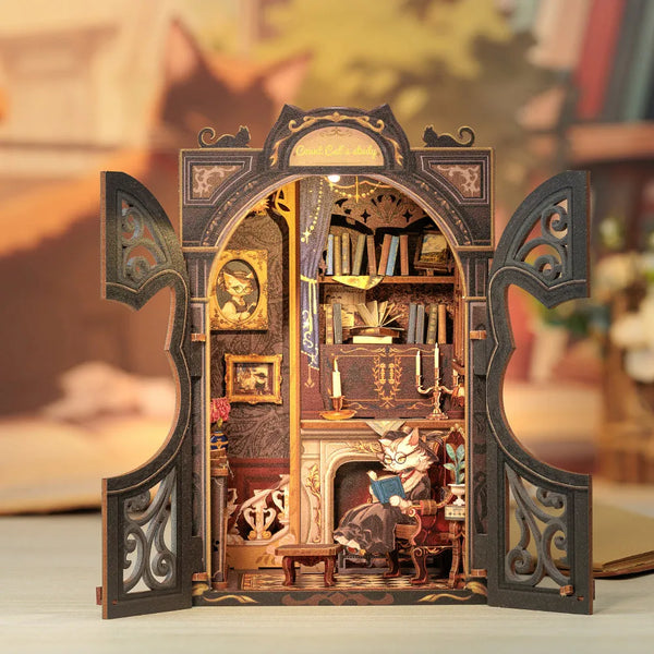 Book Nook - Gabinet Hrabiego Kota