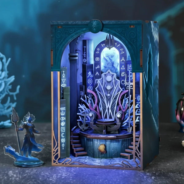 Book Nook - Tron wody