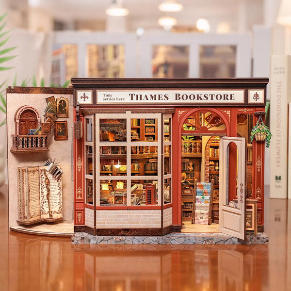 Miniaturowy zestaw do budowy domu - Thames Bookstore