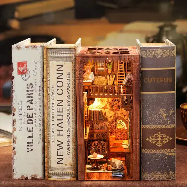 Book Nook - Wieczna Księgarnia