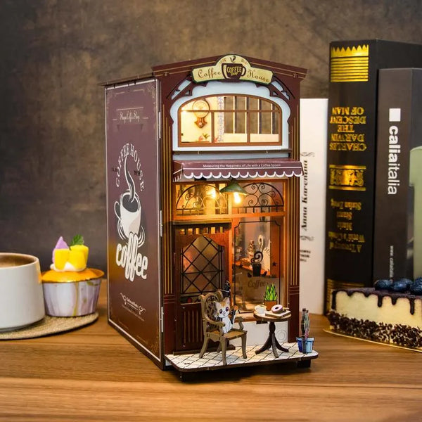 DIY Book Nook - Kawiarnia