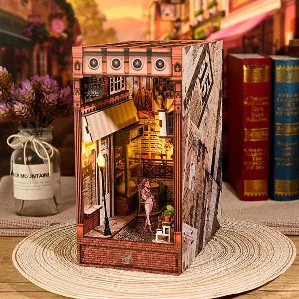Book Nooks - Europejskie Kwiaty