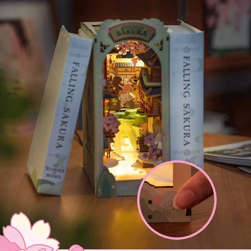 Book Nook - Falling Sakura | TGB05