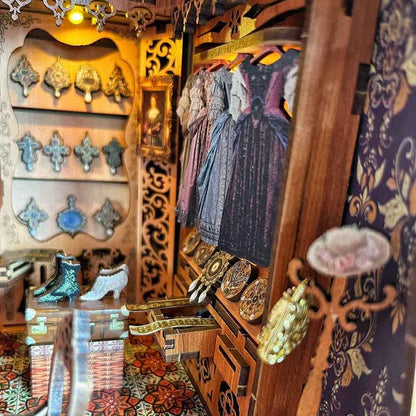 Book Nook - Hermoso Armario de la Duquesa