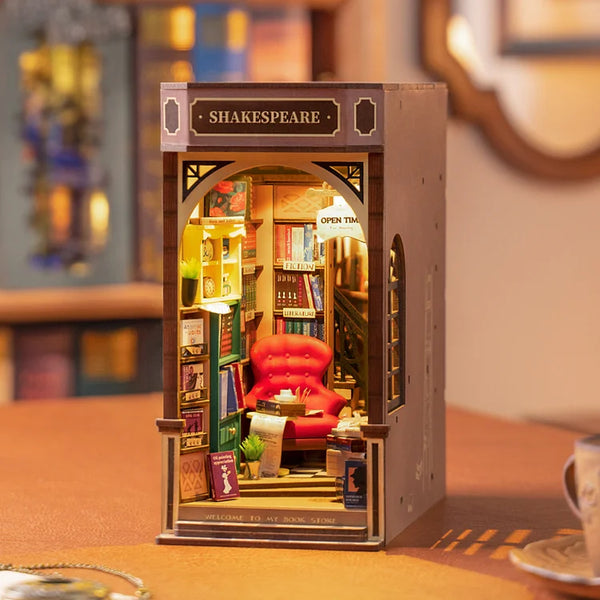 DIY Book Nook - Szekspir | TGB07