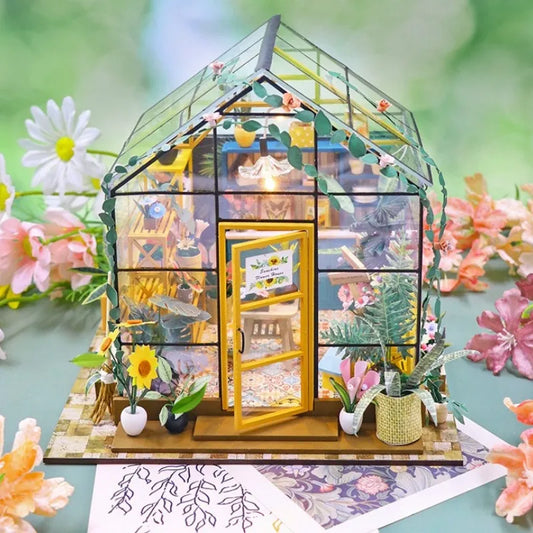 Miniature House - Sunshine Flower House
