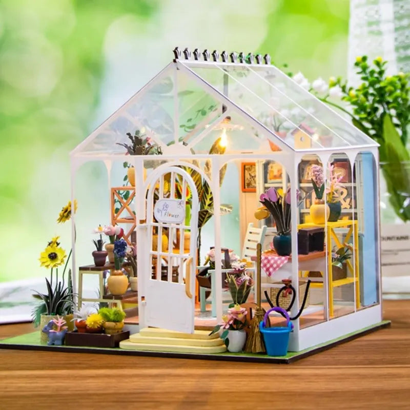 Miniature House - Sunshine Flower