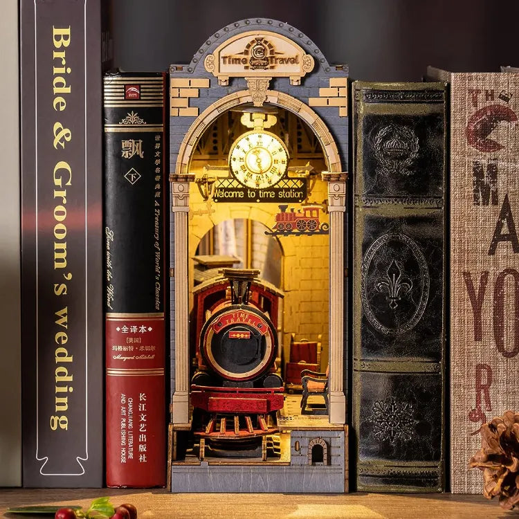 Book Nook - Time Travel | TGB04