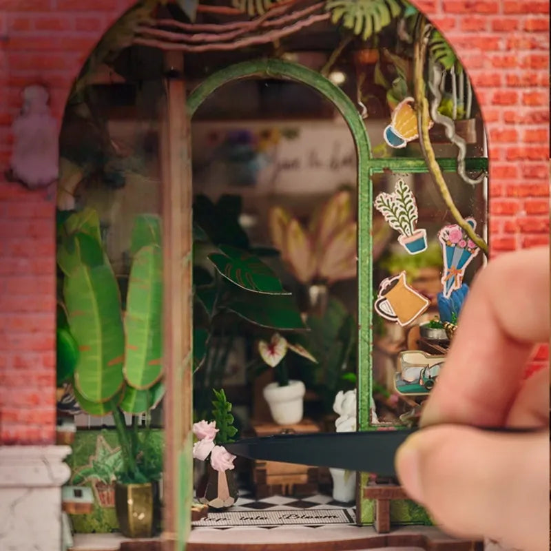 Miniature House Kit - Blossomary Atelier