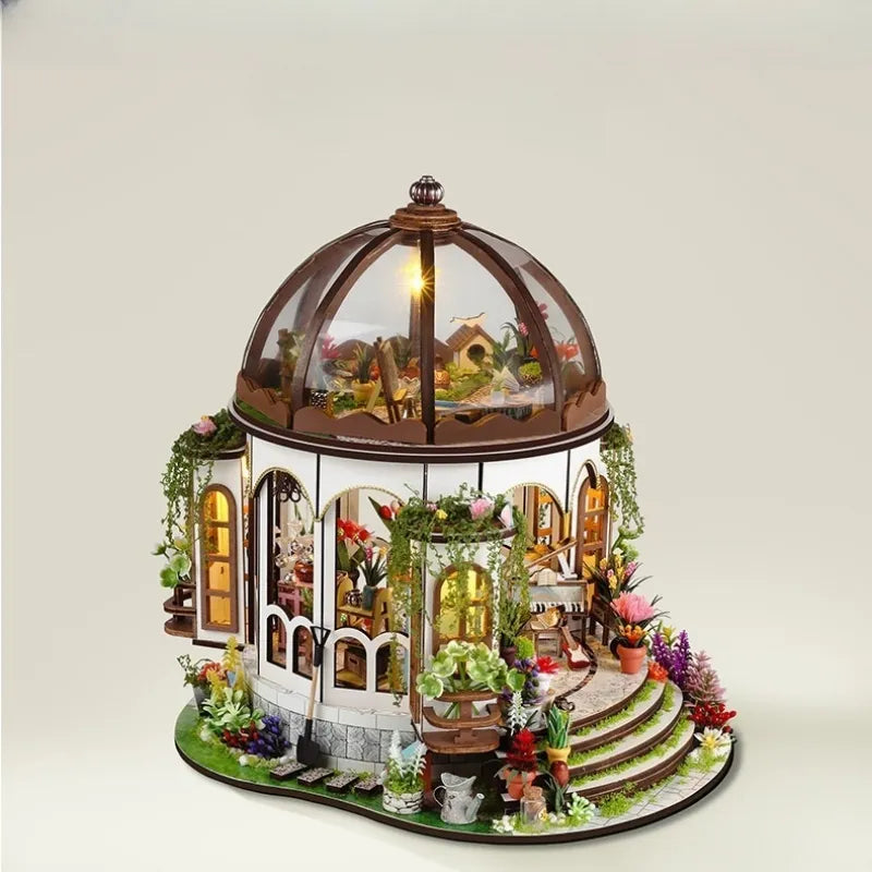 Miniature House - Hanging Garden
